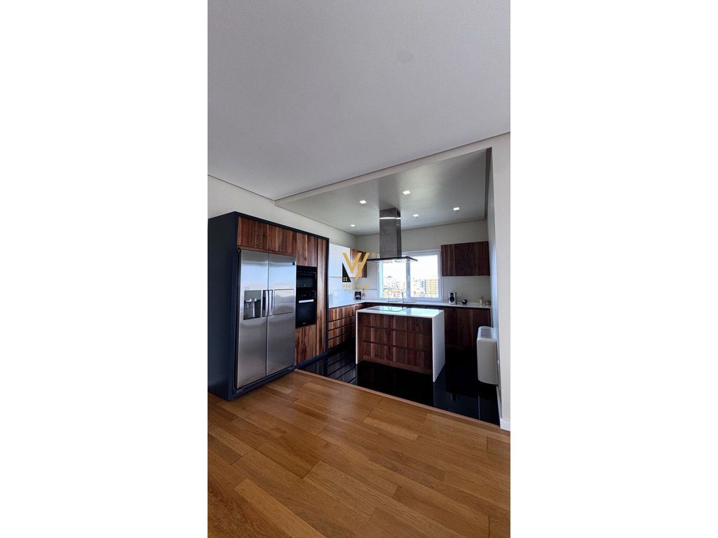 JEPET APARTAMENT 2+1+2+BLK TE KOPSHTI BOTANIK 1.800 EURO 3