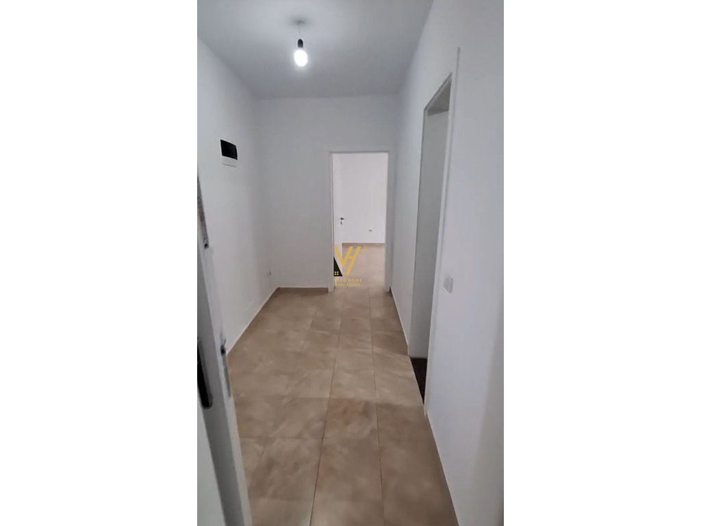 SHITET APARTAMENT 1+1+BLK TE RRUGA KAVAJES 130.000 EURO 2