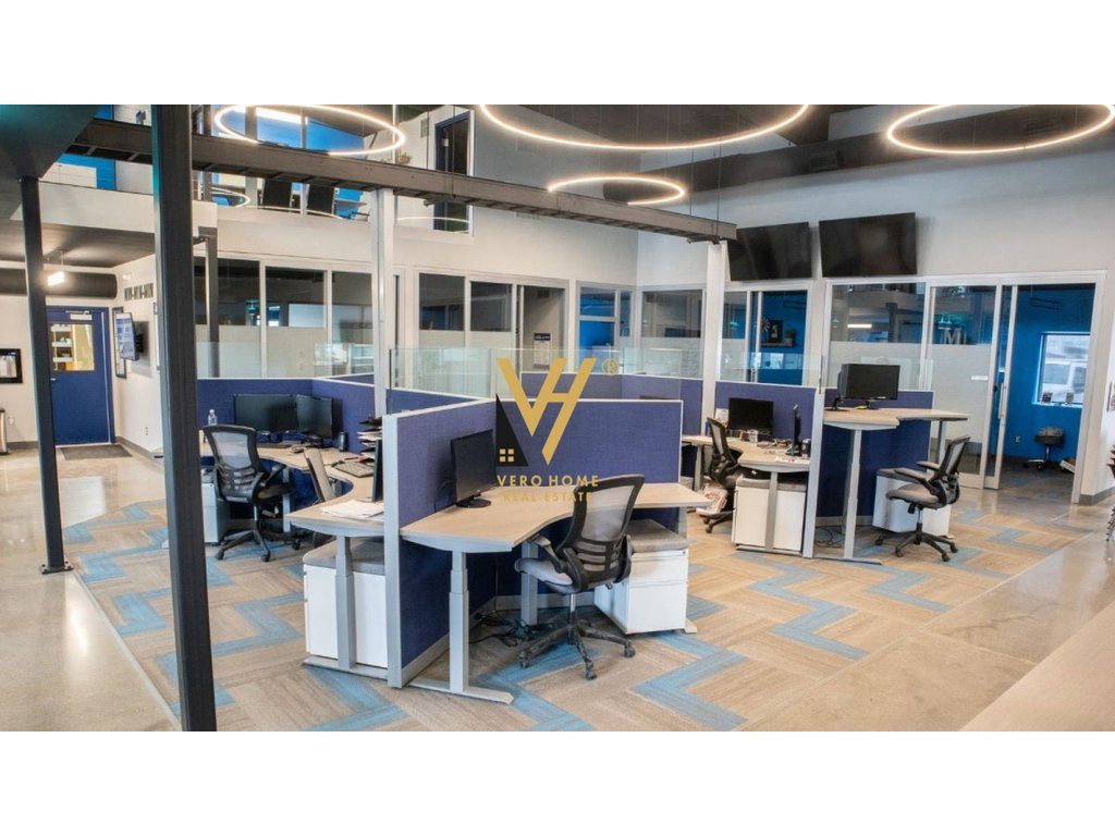 JEPET ZYRE 200 M2 ME QIRA NE BLLOK 2.500 EURO