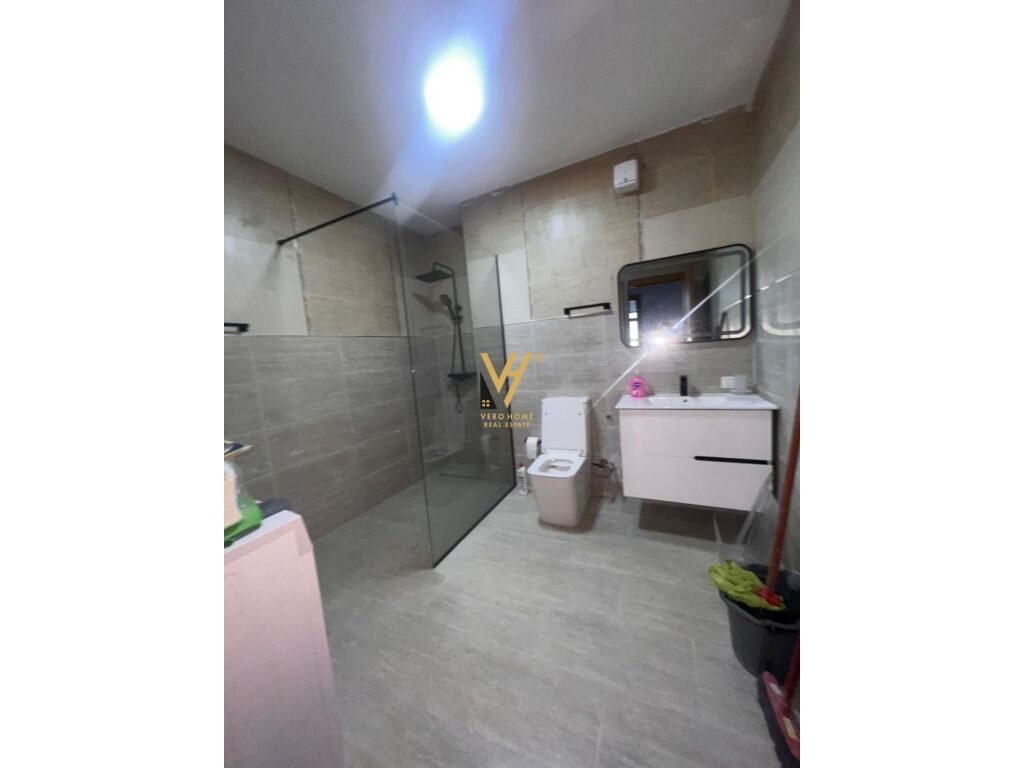 Jepet Zyre me qera te Usluga , Stacioni i Trenit 110 m2 4