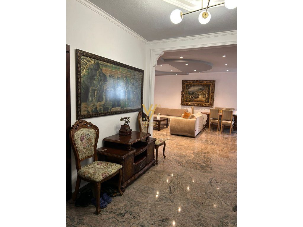 JEPET APARTAMENT 2+1+BLK ME QIRA TEK BLV. ZOGU I PARE 950 EURO 4