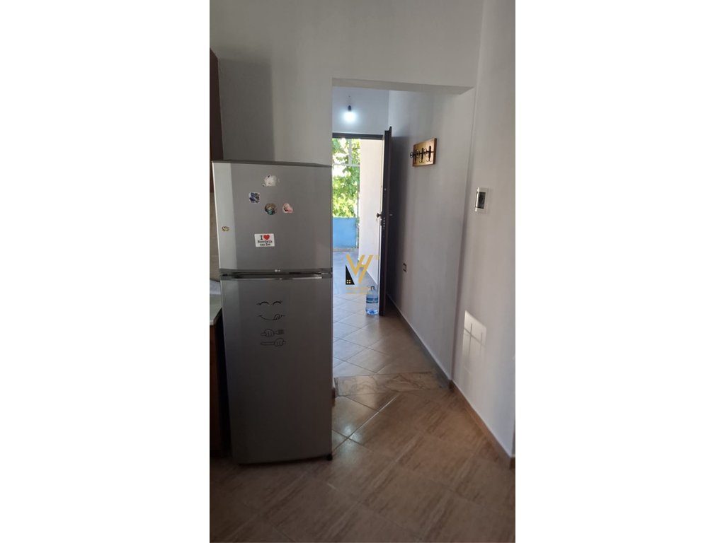 JEPET SHTËPI PRIVATE 1+1 ME QERA TE VIZION PLUS 45.000 LEKE 4