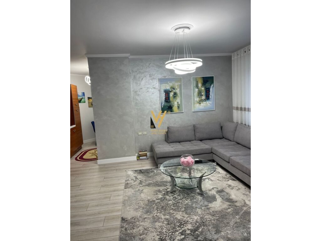 Jepet Apartament 1+1+ballkon me qera te Rruga e Kosovareve 70 m2 4
