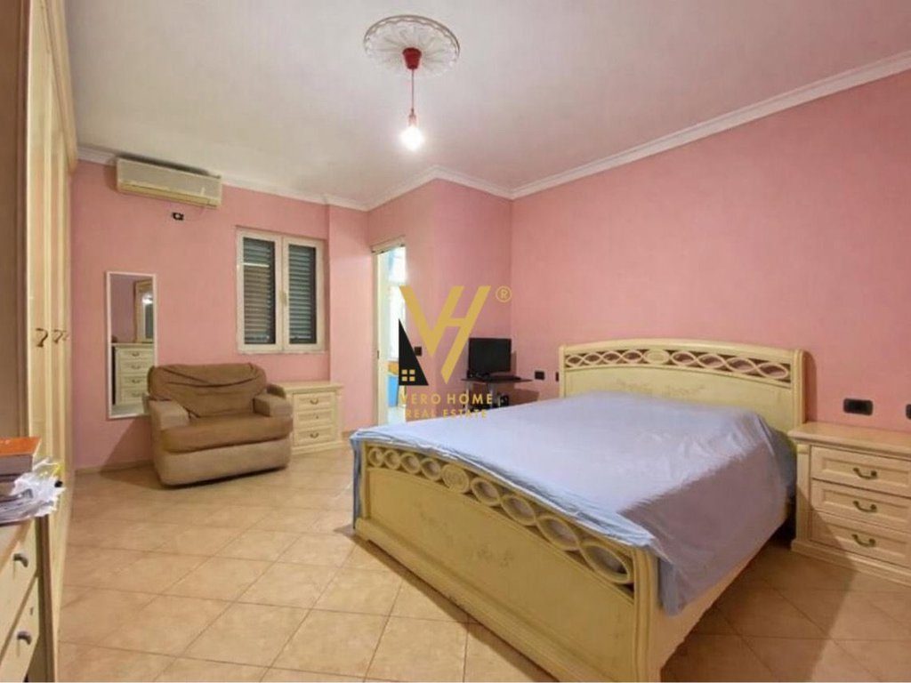 JEPET APARTAMENT 2+1+BLK ME QIRA TE LIQENI ARTIFICIAL 80.000 LEKE 2