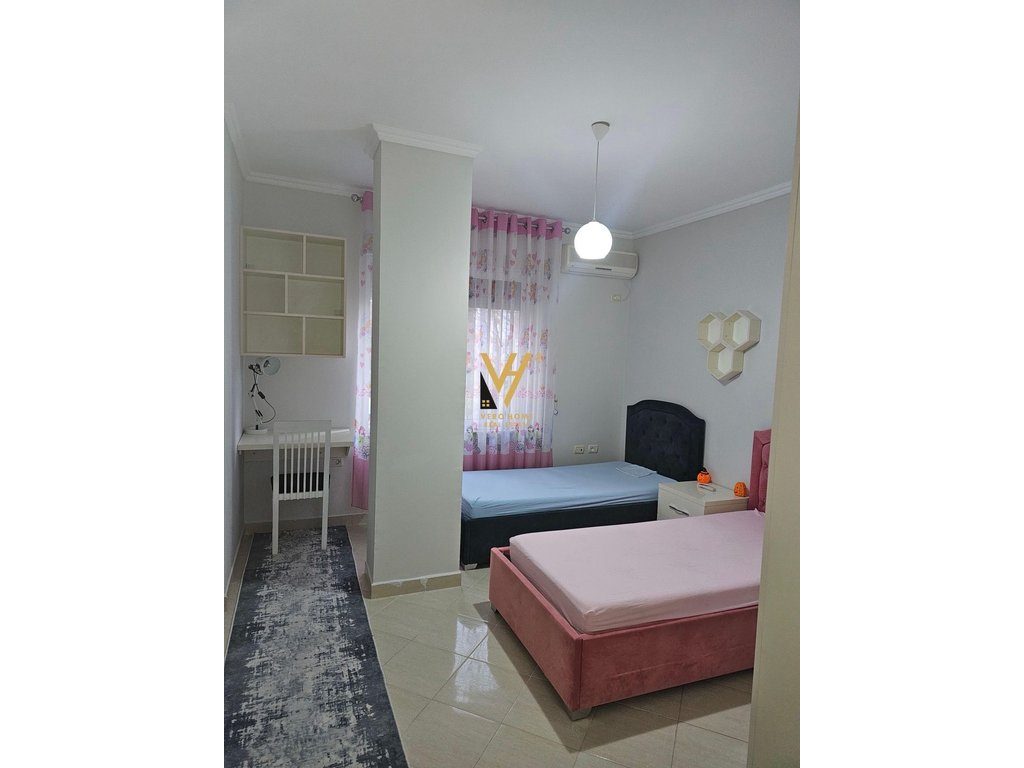 JEPET APARTAMENT 2+1+BLK ME QERA TE KODRA E DIELLIT 600 EURO 4
