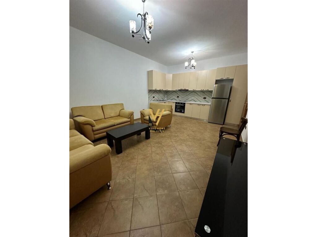 Jepet Apartament 2+1+ballkon me qera ne Selite 120 m2