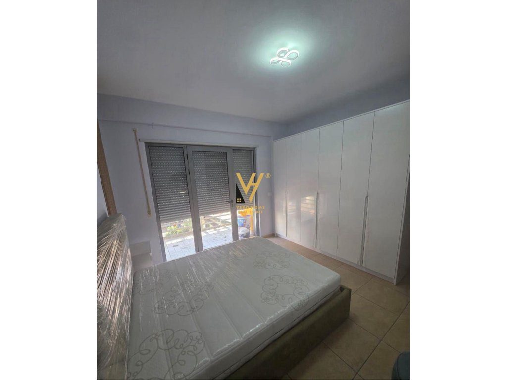 JEPET APARTAMENT 1+1+BLK ME QERA TE 5 MAJI 50.000 LEKE 4