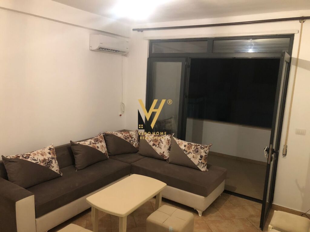 Jepet Apartament 2+1 me qera te Liqeni Artificial 85 m2 4