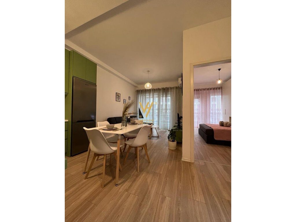 JEPET APARTAMENT 2+1+BLK ME QIRA TE 21 DHJETORI 700 EURO 2