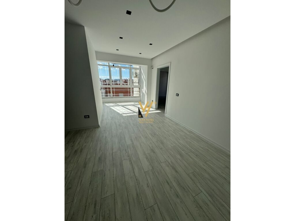 Shitet Apartament 3+1+2+ballkon te Kompleksi Delijorgji 107 m2 2