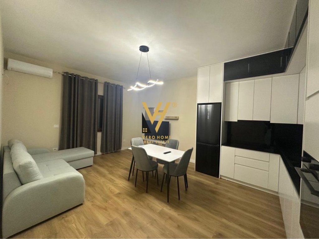 JEPET APARTAMENT 2+1+BLK ME QIRA NE SAUK 500 EURO