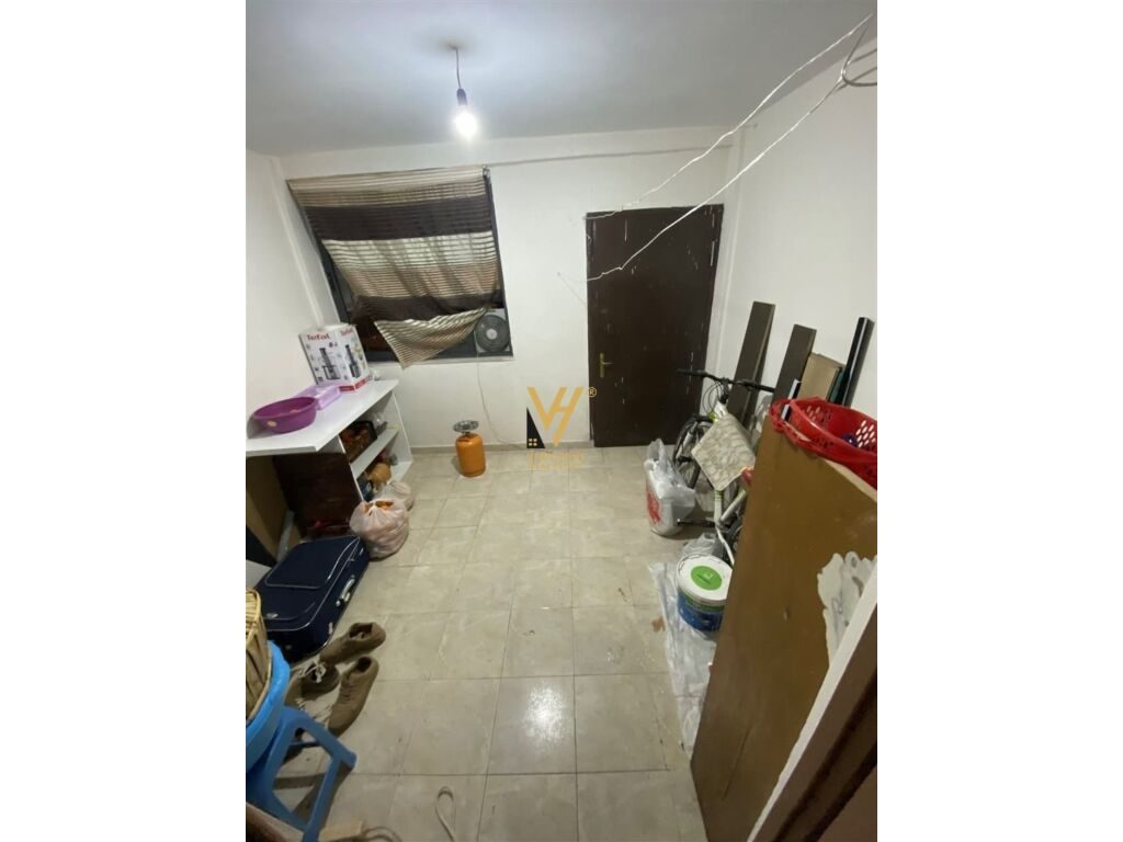 Shitet Apartament 1+1+ballkon te Kombinat 50 m2 4