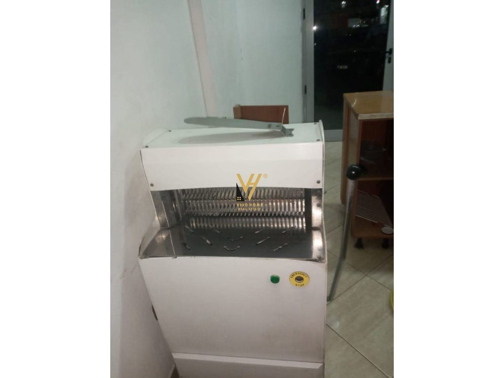 JEPET AMBIENT 47 M2 ME QERA NE ASTIR 1.400 EURO 4