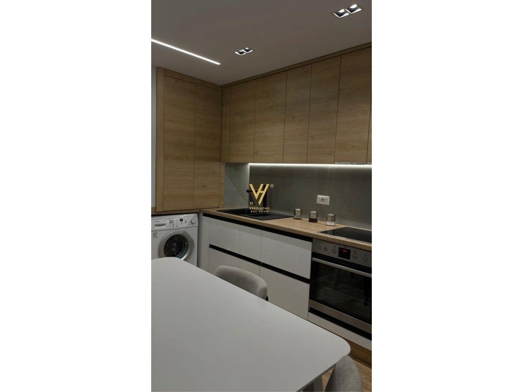JEPET APARTAMENT 1+1+BLK ME QERA TE BLLOKU 80.000 LEKE 3