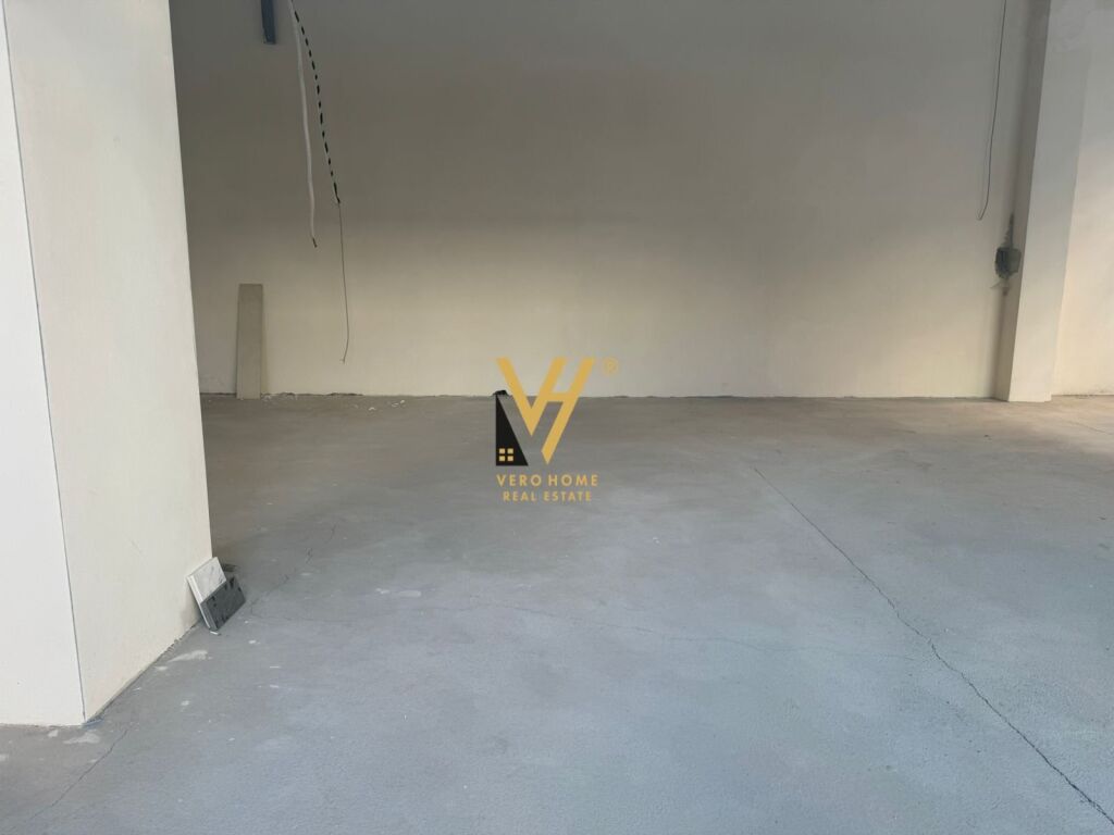 Jepet Dyqan me qera te Kompleksi Delijorgji 108 m2