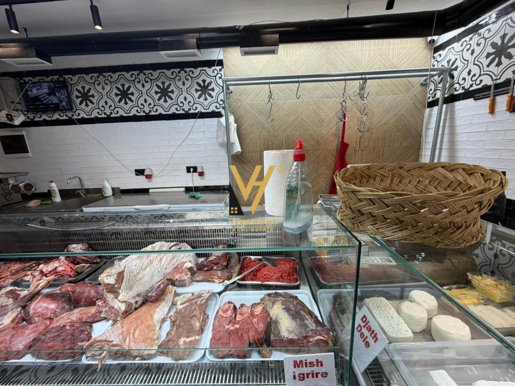 SHITET AMBIENT DHE BIZNES TE RRUGA FERIT XHAJKO 340.000 EURO 2