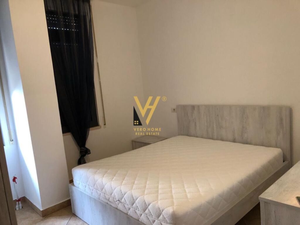 Jepet Apartament 2+1 me qera te Liqeni Artificial 85 m2