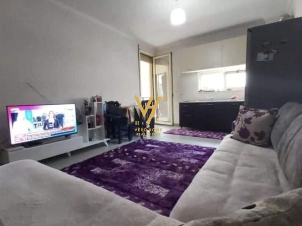 Jepet Apartament 2+1+ballkon me qera te Qendra Kristal 85 m2 4