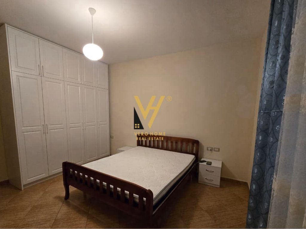 JEPET APARTAMENT 2+1+2+BLK ME QIRA TE RRUGA E KOSOVARVE 800 EURO 3