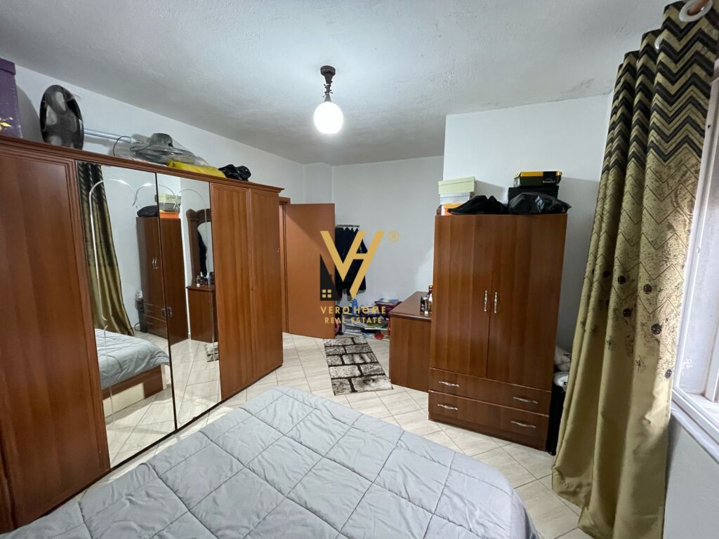 SHITET APARTAMENT 2+1+BLK TE STACIONI TRENIT 215.000 EURO 3