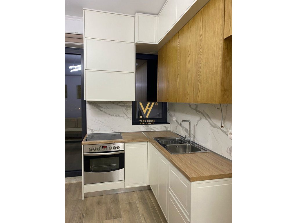 JEPET APARTAMENT 1+1+BLK ME QERA NE KOMBINAT 40.000 LEKE 2