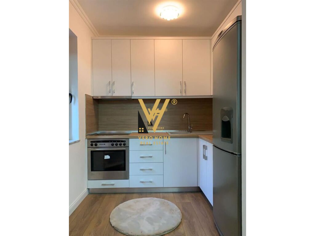 JEPET APARTAMENT 3+1 ME QERA TEK RRUGA DERVISH HEKALI 700 EURO 2