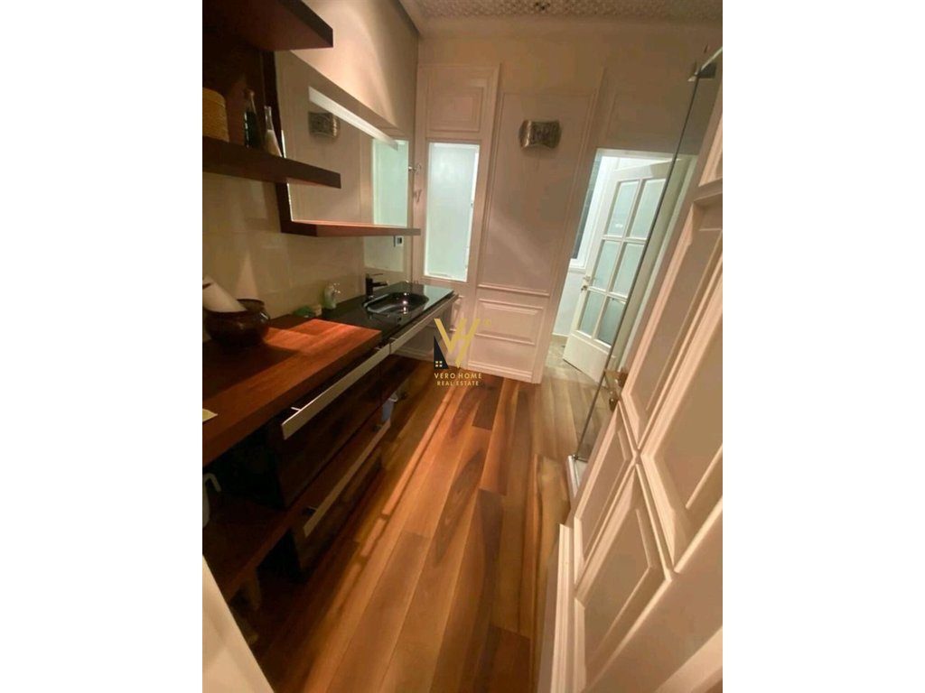 JEPET APARTAMENT 1+1+ BLK ME QIRA,PAZARI I RI, 700 EURO 4