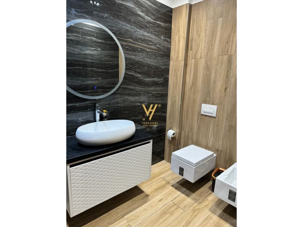Jepet Apartament 1+1+ballkon me qera ne Vlore , te Skelat 75 m2 4