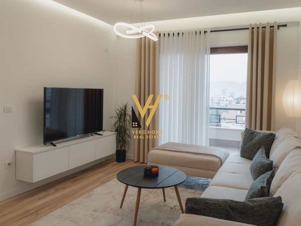 Jepet Apartament 2+1+ballkon me qera te Kopshti Botanik 82 m2 4