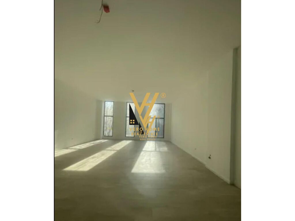 JEPET ZYRE 400 M2 ME QERA NE YZBERISHT 50.000 LEKE