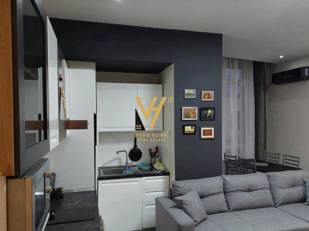 JEPET APARTAMENT 1+1 ME QERA PRANE LICEUT 600 EURO 2