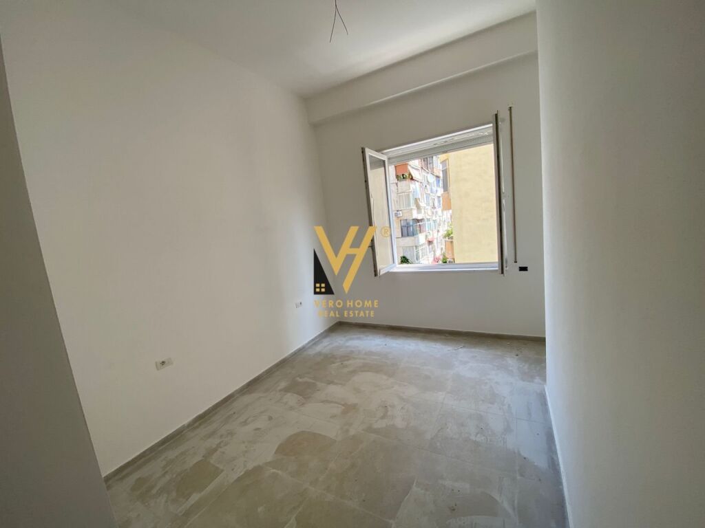Jepet Zyre me qera ne Qender 96 m2 2