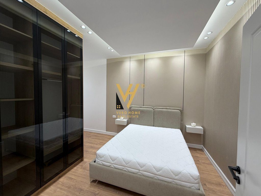 SHITET APARTAMENT 2+1+BLK TE KOMPLEKSI GOLDEN-PARK 21.500.000 LEKE 3