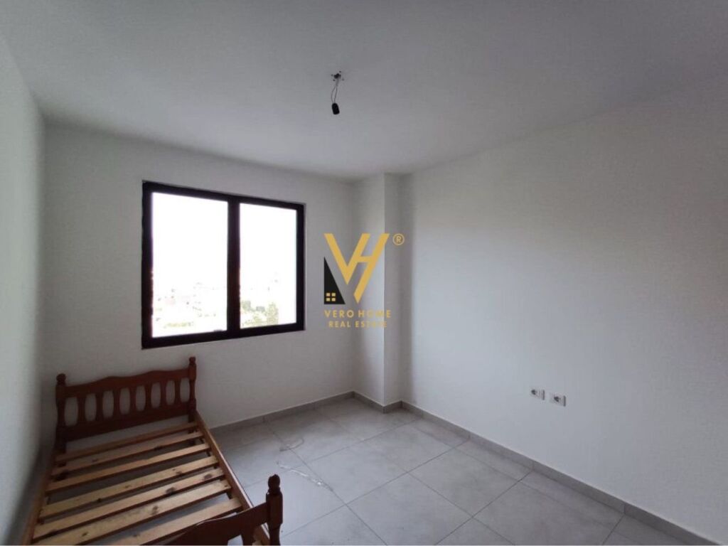 Shitet Apartament 2+1+ballkon ne Kamez 109 m2 2