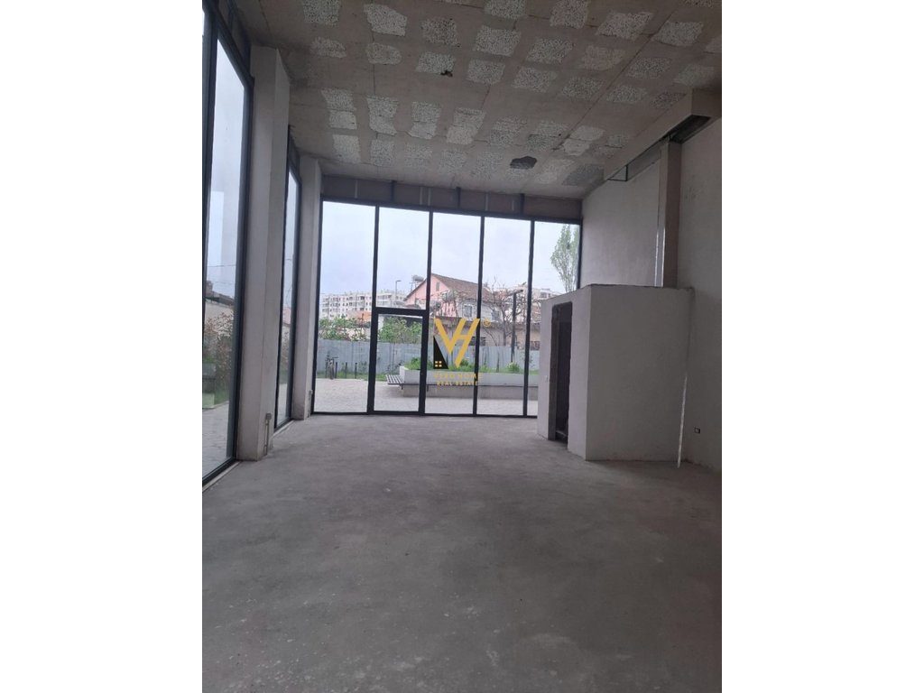 SHITET DYQAN 74 M2 NE YZBERISHT 410.000 EURO