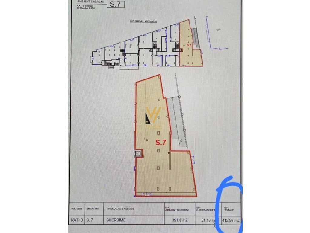 Jepet ambjent komercial me qera te Qendra Kristal 413 m2