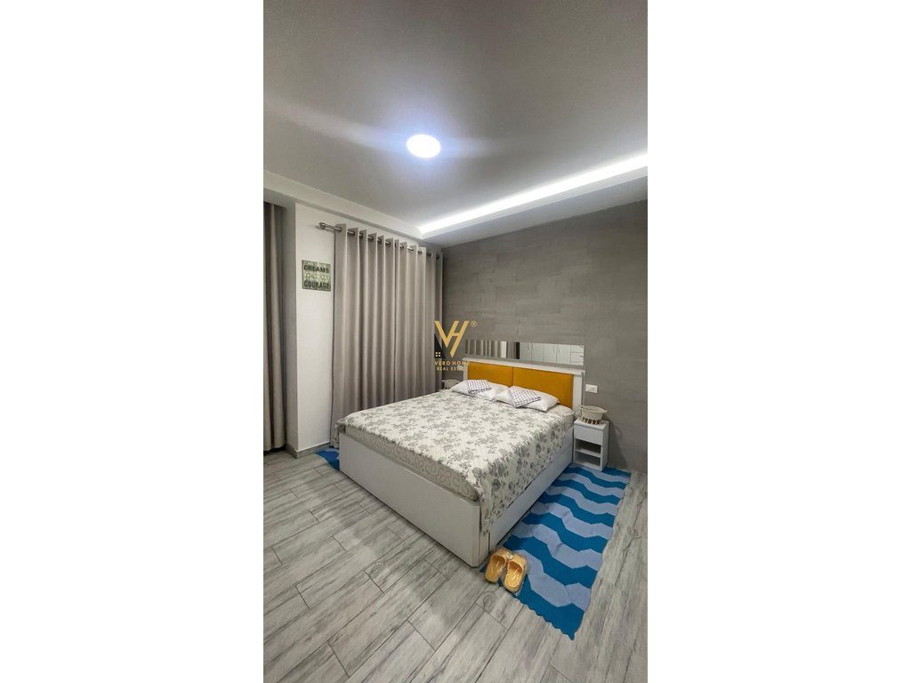 JEPET APARTAMENT 1+1+BLK ME QIRA TE KOMUNA E PARISIT 65.000 LEKE 3