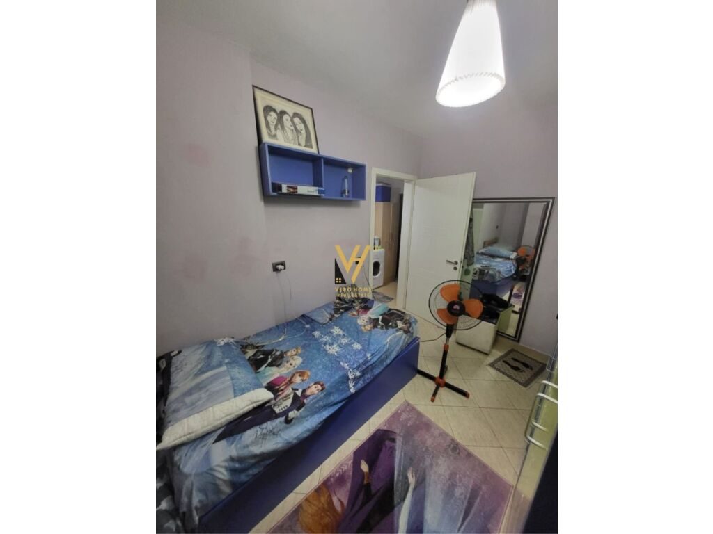 Shitet Apartament 2+1+ballkon te Rruga 5 Maji 82 m2 3