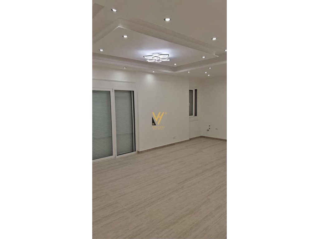 JEPET ZYRE 100 M2 ME QIRA TE RR.MARKO BOCARI 150.000 LEKE