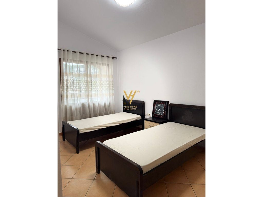 JEPET APARTAMENT 3+1+3 BLK ME QERA NE SELITE 55.000 LEKE 3