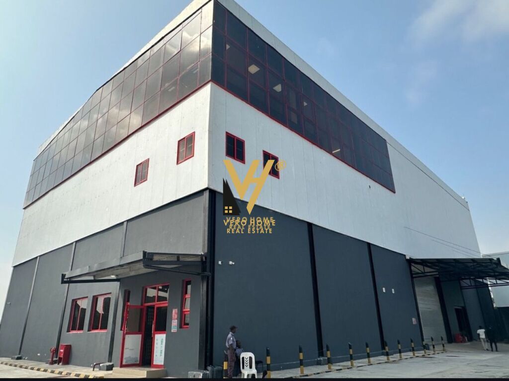 JEPET OBJEKT BIZNESI 1.600M2 ME QERA NE KASHAR 12.000 EURO