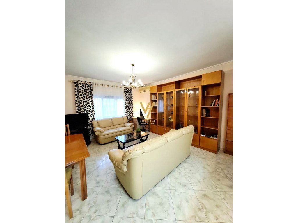 JEPET APARTAMENT 1+1+BLK ME QIRA TE KOMUNA E PARISIT 55.000 LEKE