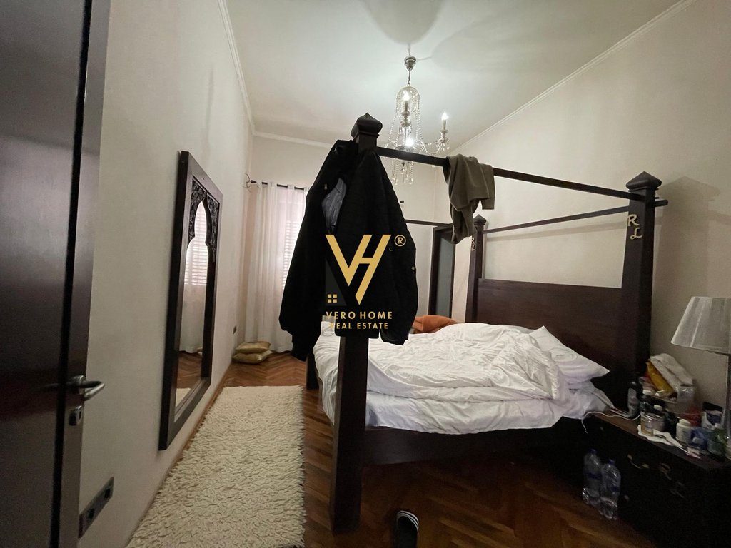 JEPET APARTAMENT 2+1 ME QERA NE QENDER 1.500 EURO 4