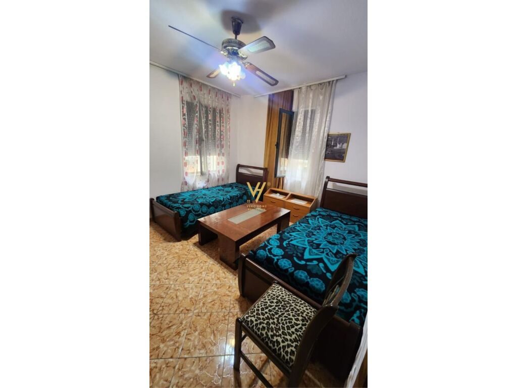 Jepet Apartament 2+1+ballkon me qera te Pallati me Shigjeta 120 m2 2