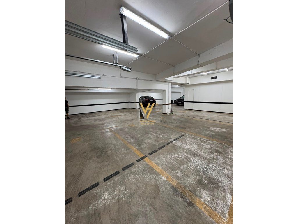 JEPET AMBIENT BIZNESI 308 M2 ME QIRA TE MINE PEZA 3.000 EURO 4