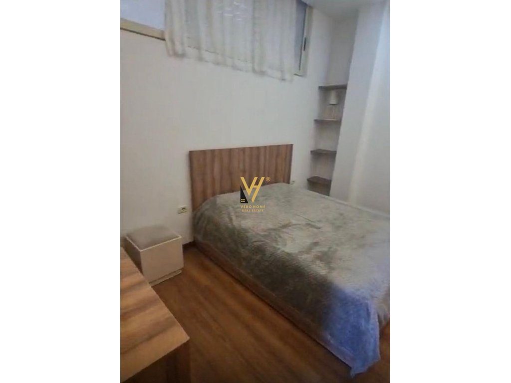 JEPET APARTAMENT 1+1 ME QERA TE 9 KATESHET 600 EURO 4