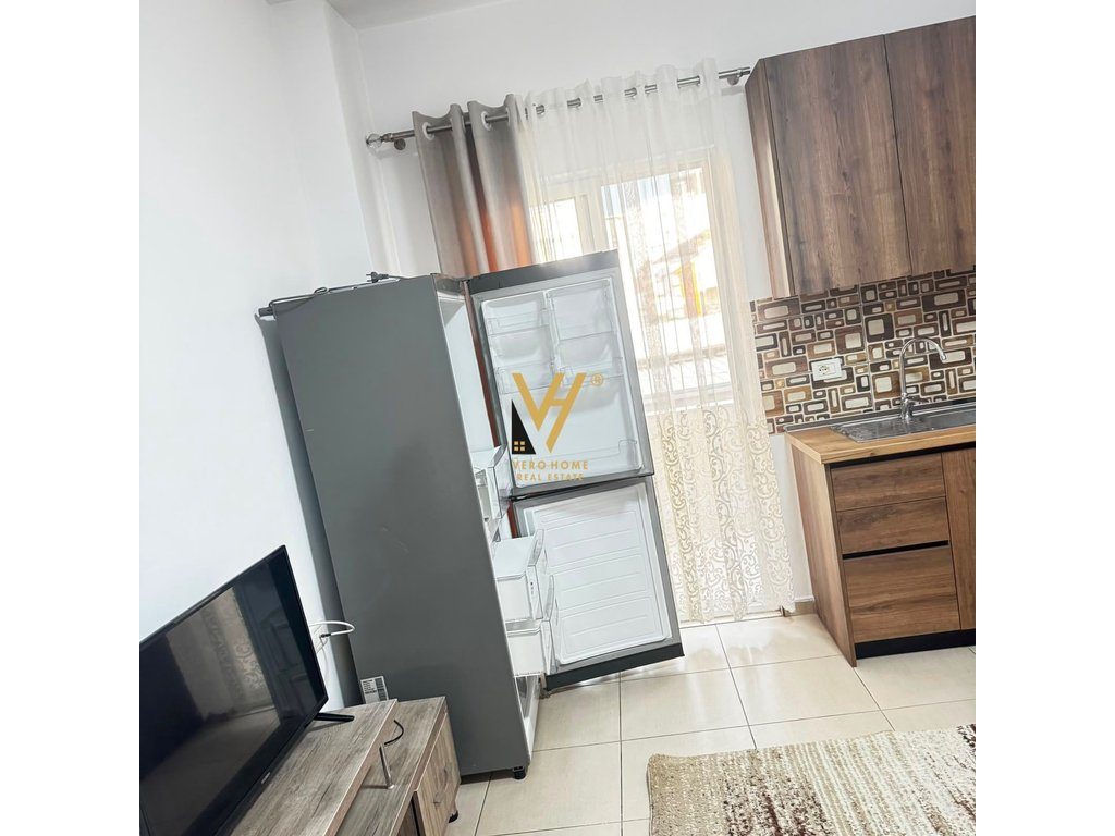 JEPET APARTAMENT 1+1+BLK ME QERA TEK 5 MAJI 50.000 LEKE 2