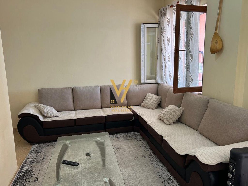 JEPET APARTAMENT 2+1+2+2BLK ME QERA TE TERMINALI, CASA ITALIA 47.000 LEKE