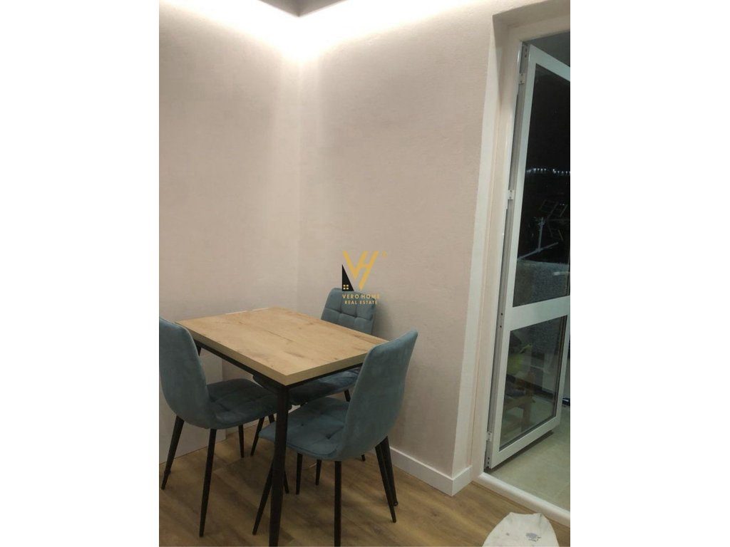JEPET APARTAMENT 1+1+BLK ME QIRA TE MINE PEZA 650 EURO 2