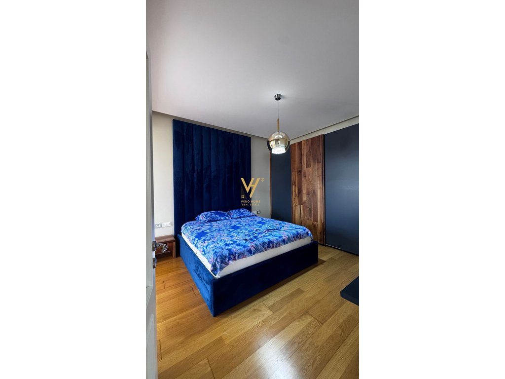 JEPET APARTAMENT 2+1+2+BLK TE KOPSHTI BOTANIK 1.800 EURO 4